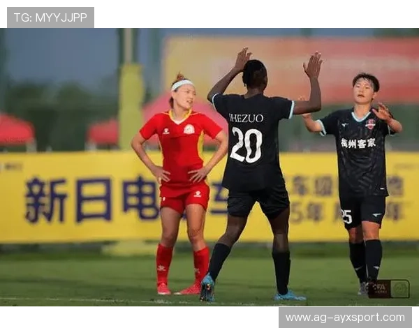 主持人与选手的双向奔赴：赛场外的温暖瞬间